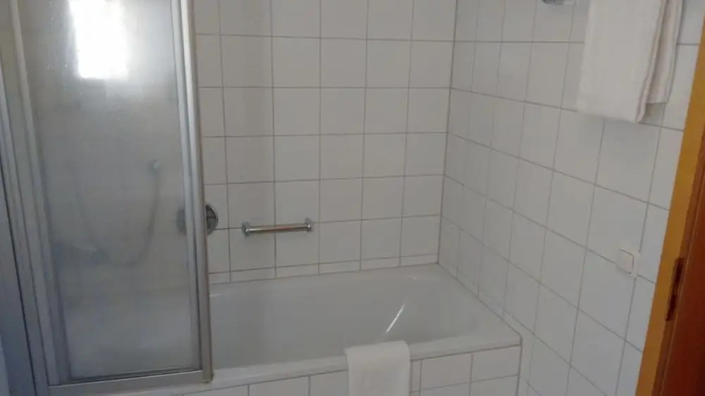 Altstadt- und Businesshotel Pfaubräu - Brauereigasthof - Frühstücksbuffet - kostenfreie Radgarage - Hunde willkommen