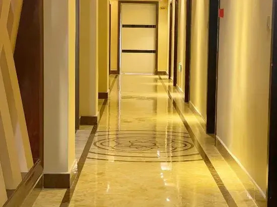 Yueqing Hongqiao Business Hotel