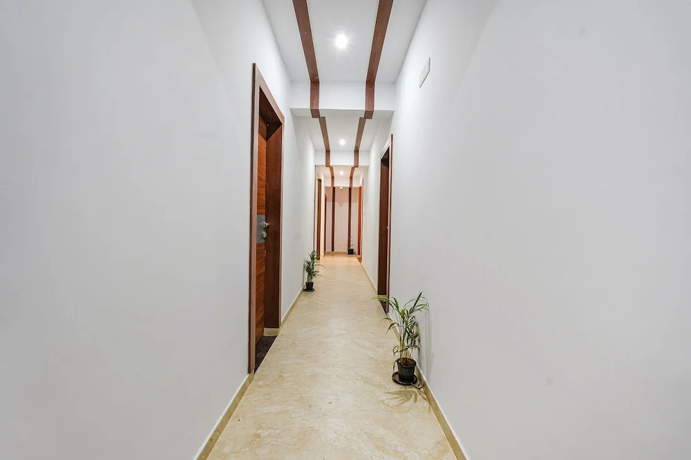Fabhotel Tree Suites