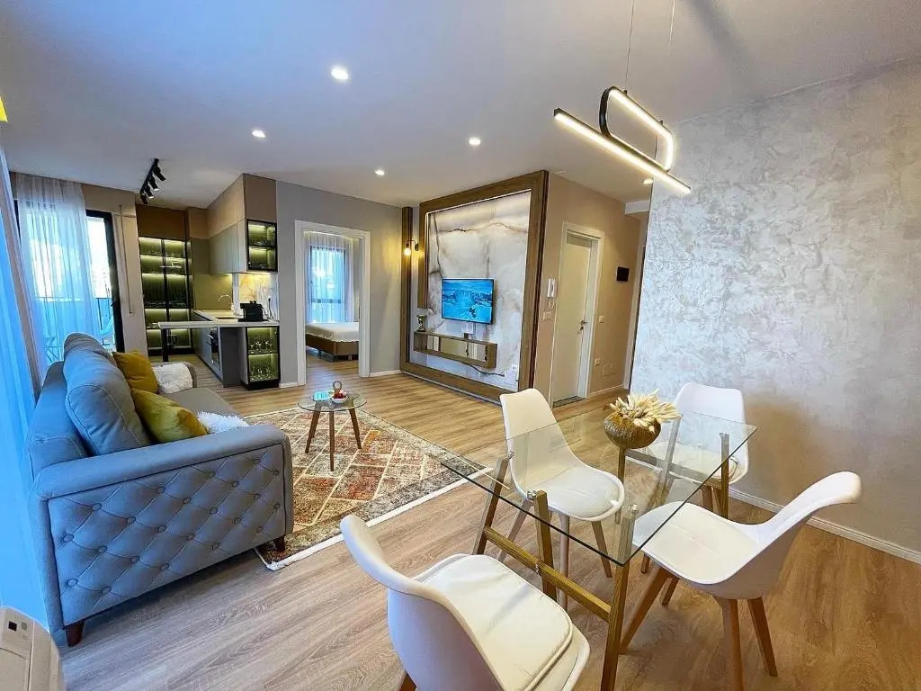 Green Terrace Apartment 5