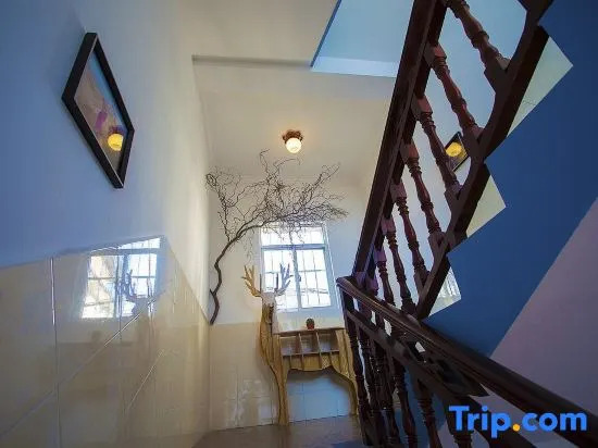 Zuji Youth Hostel