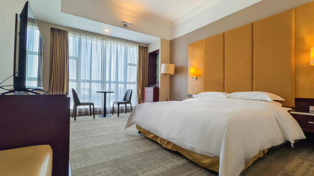 Golden Diamond Hotel