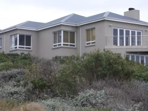Luxurious house on Pinnacle Point Estate