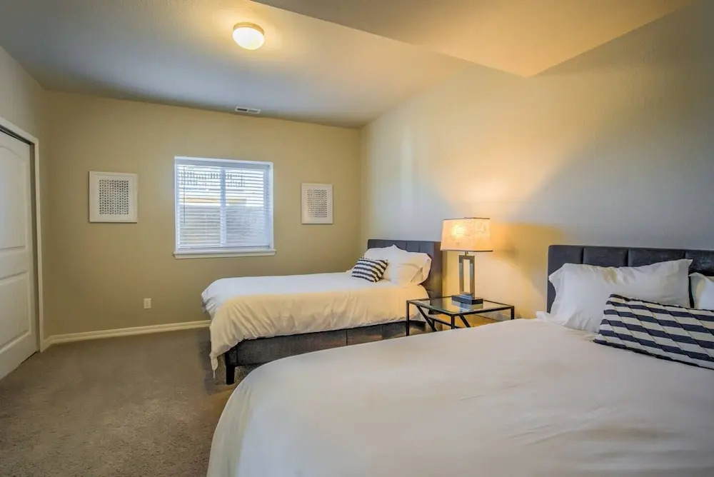 5BD Lakeside Mountain Spectacularhot Tubluxury