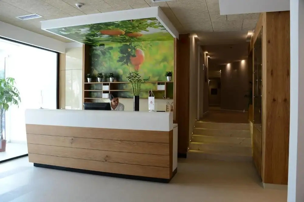 Hotel Nar