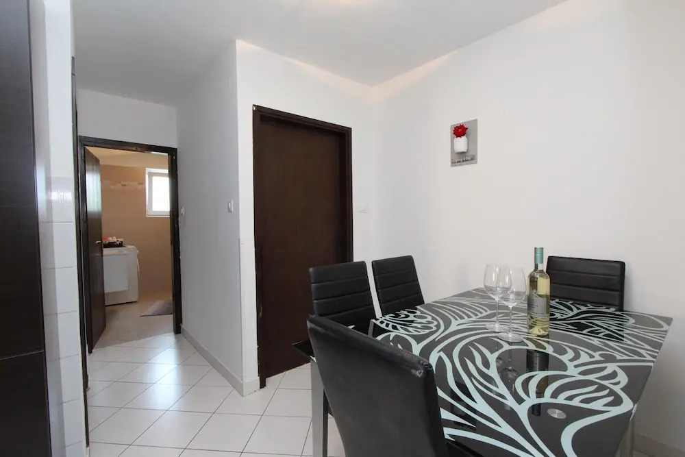 Apartments Tena