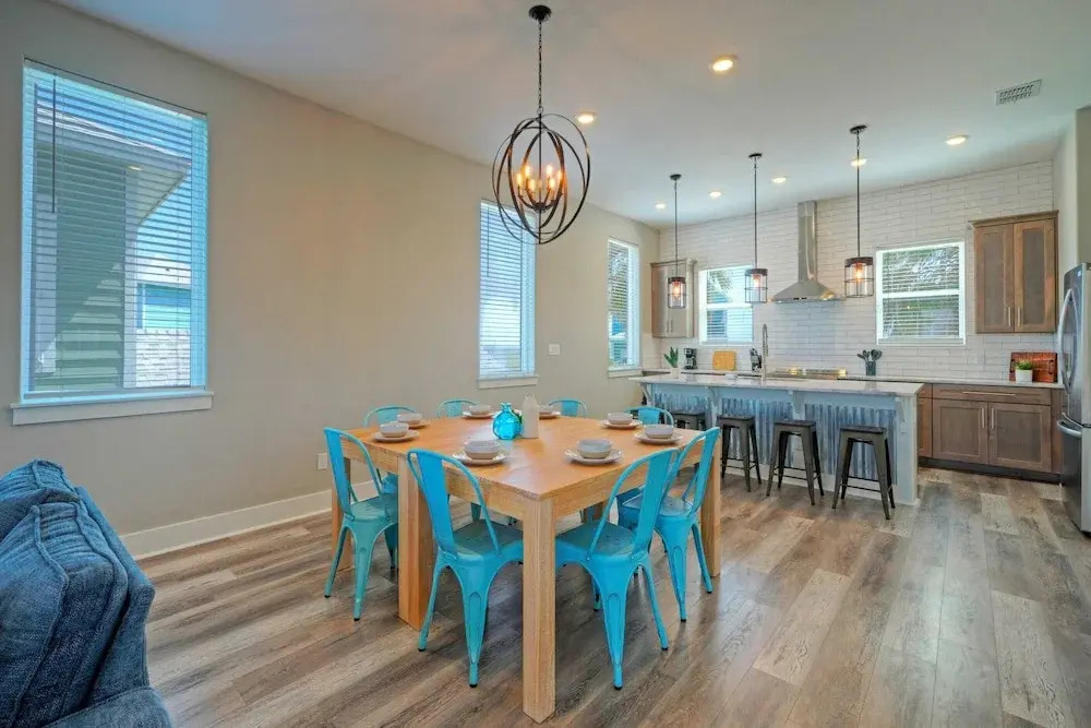 La Concha Blvd #31 -