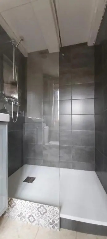 STUDIO - 30 m2 - Centre ville de Bourg en Bresse