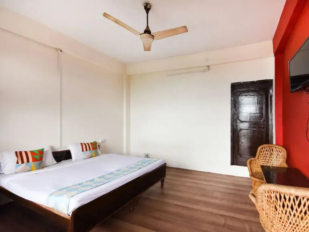 OYO 13347 Home Studios Kasauli