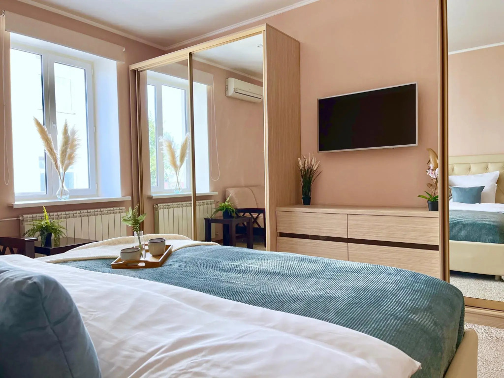 Апартаменты SunVille (Санвиль) на улице Карла Маркса