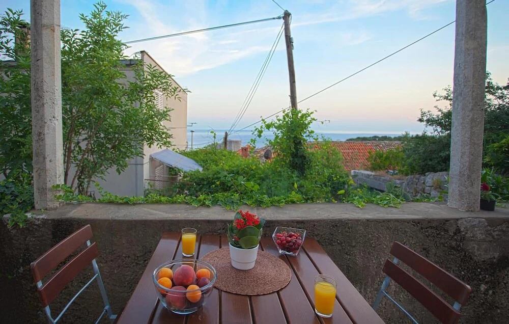 Awesome Home in Dubrovnik With Wifi and 3 Bedrooms
