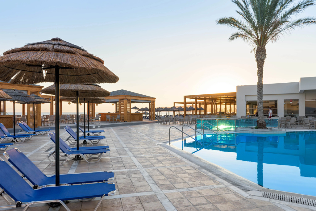 Avra Beach Resort