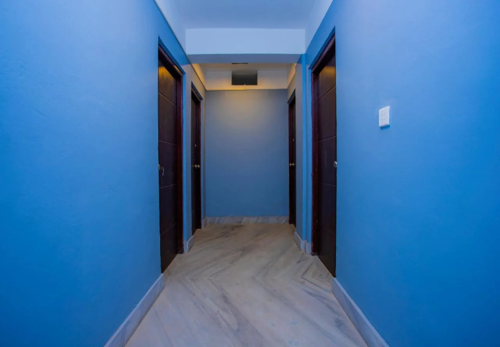 Hotel The Hub By OYO Rooms