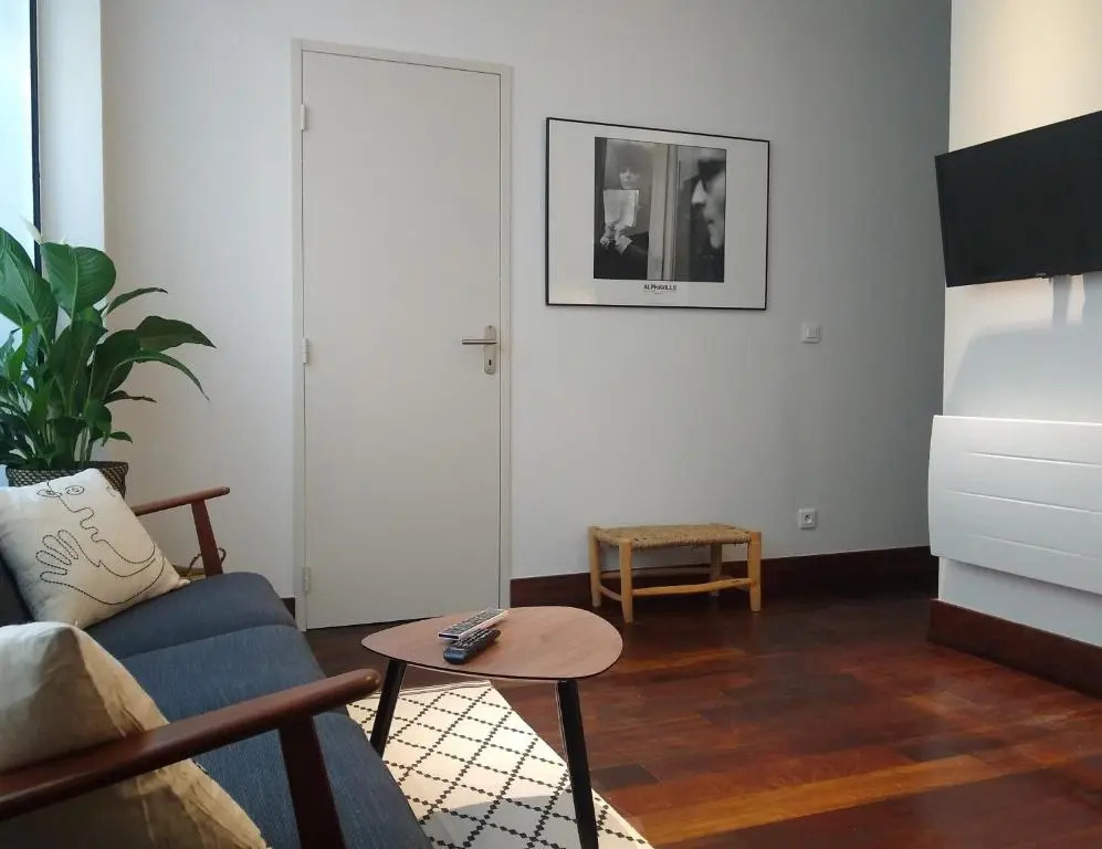 Appartement rénové 2 chambres centre historique