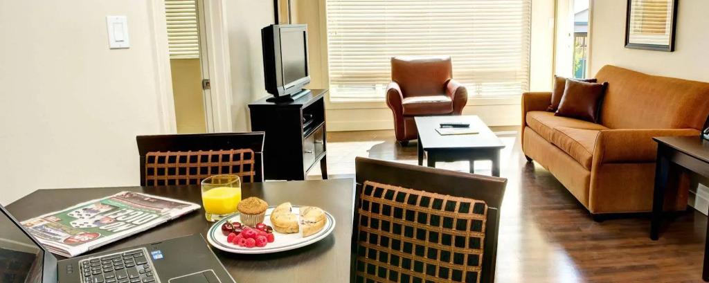 Clearwater Residence Hotel Timberlea