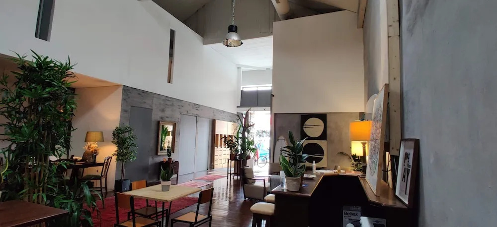 Caruma Surf Hostel