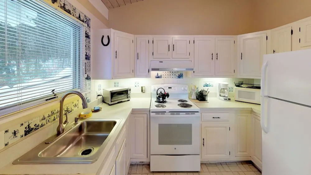 Silver Spring Chalet Brought to you by GetAway Vacations