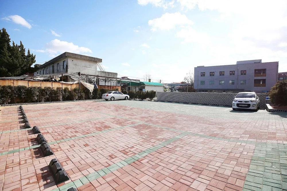 Taean Hana Motel
