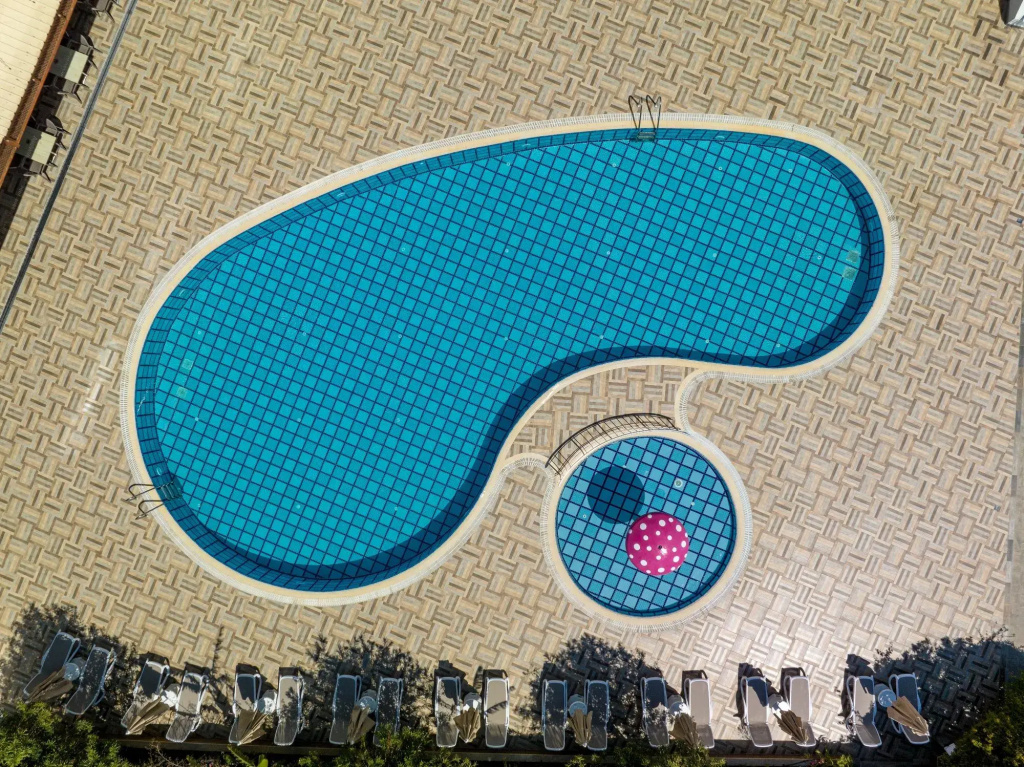 Blue Wave Suite Hotel