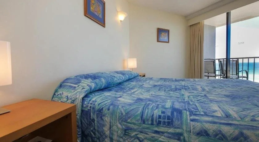 Rocks Resort Currumbin Beach