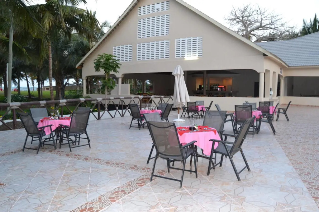 Oceanic Bay Hotel & Resort