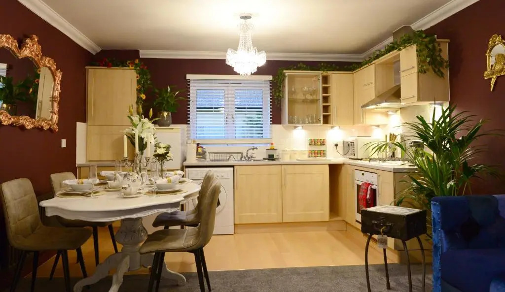 The Nook - Canterbury - Free Parking - Super Fast Wi-Fi