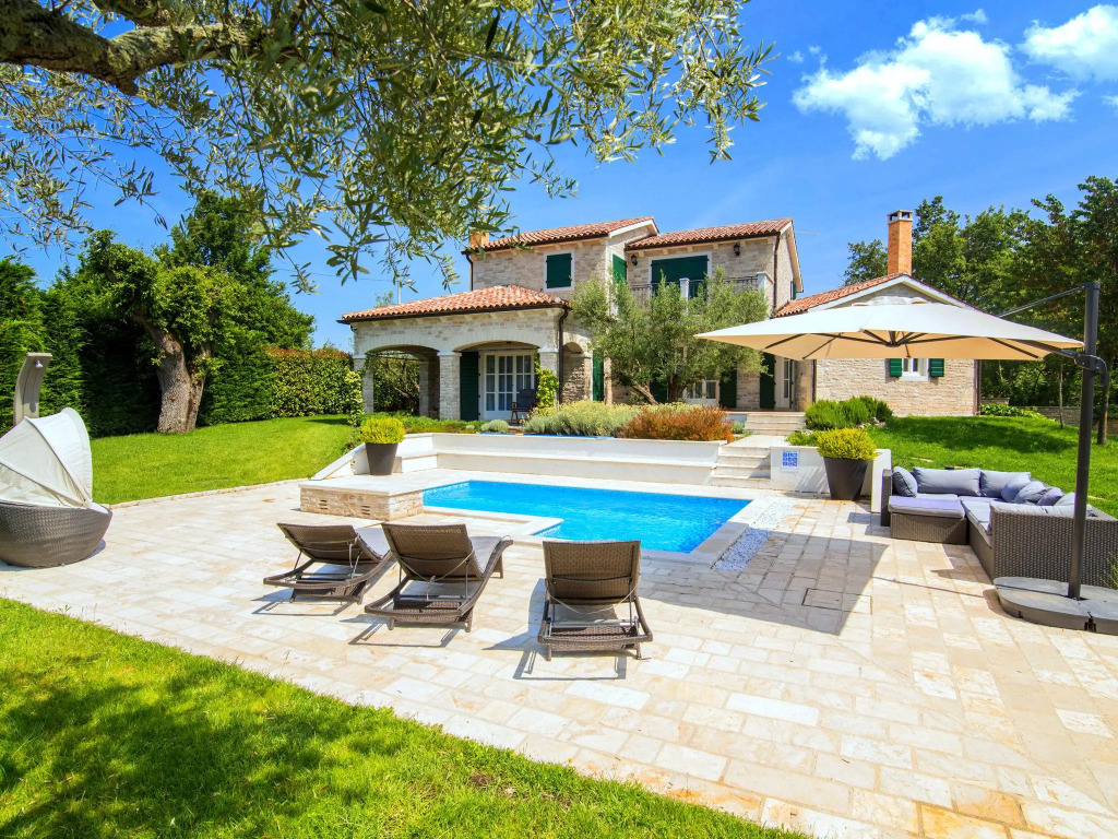 Villa in Baderna with Private Pool
