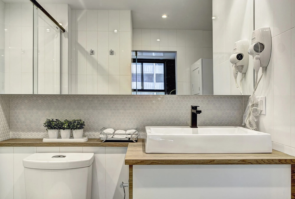Pierce Boutique Apartments by Simplissimmo
