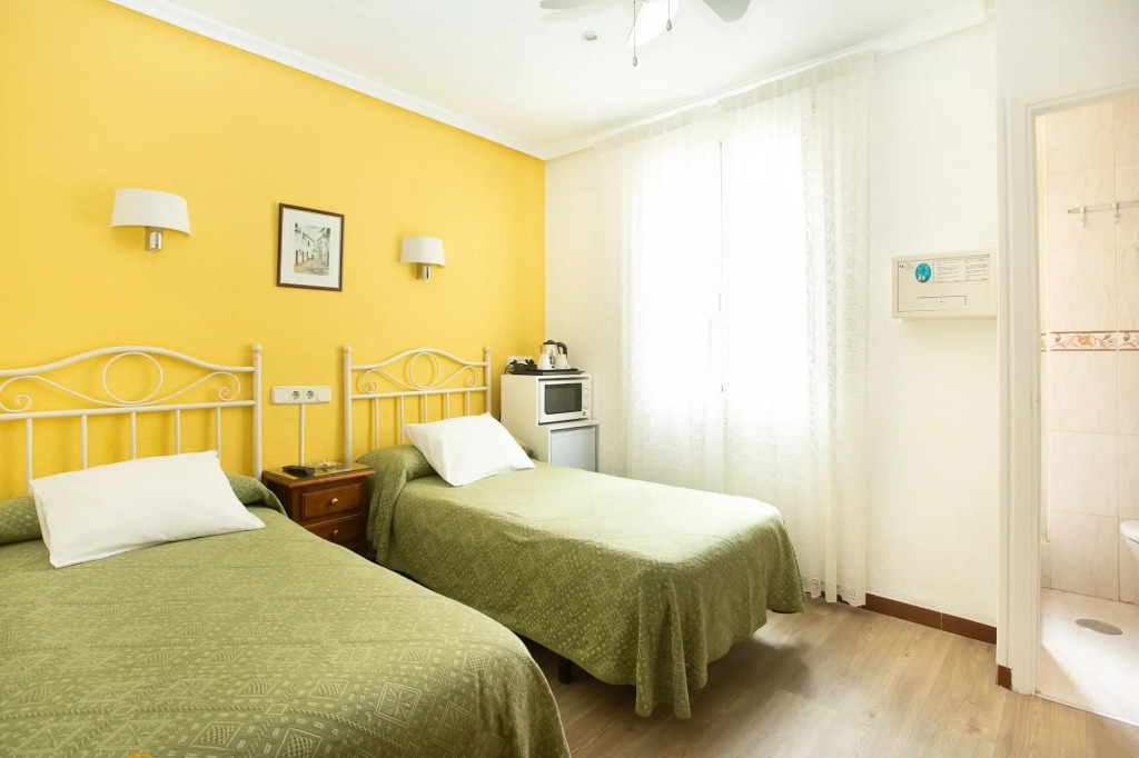 Hostal Los Alpes
