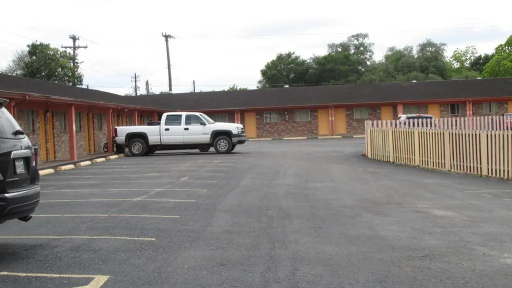 Sportsman Motel
