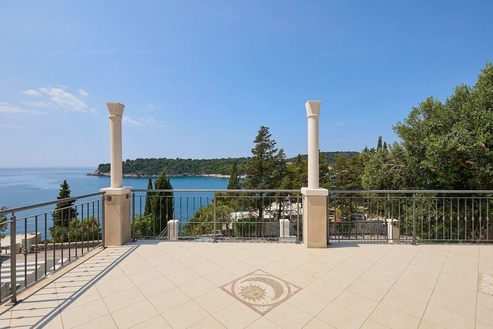 Bay View House