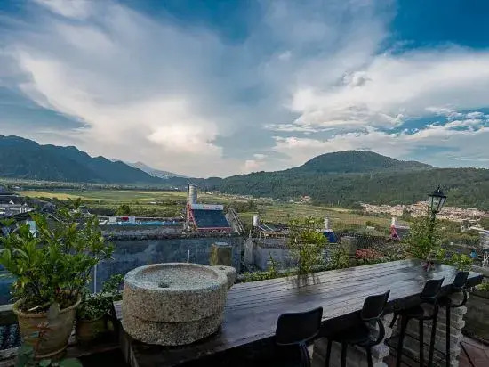 Jiuqi Yunshui Chanxin Inn