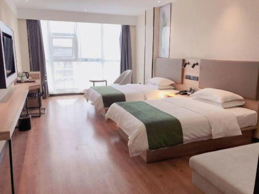 GreenTree Zhixuan Hotel (Jiujiang Linjiang Grand Market)