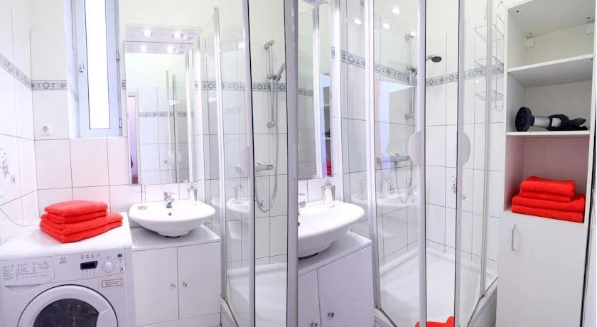 Lovely Apartment I Close to Main Station I 10 Minutes to Belvedere