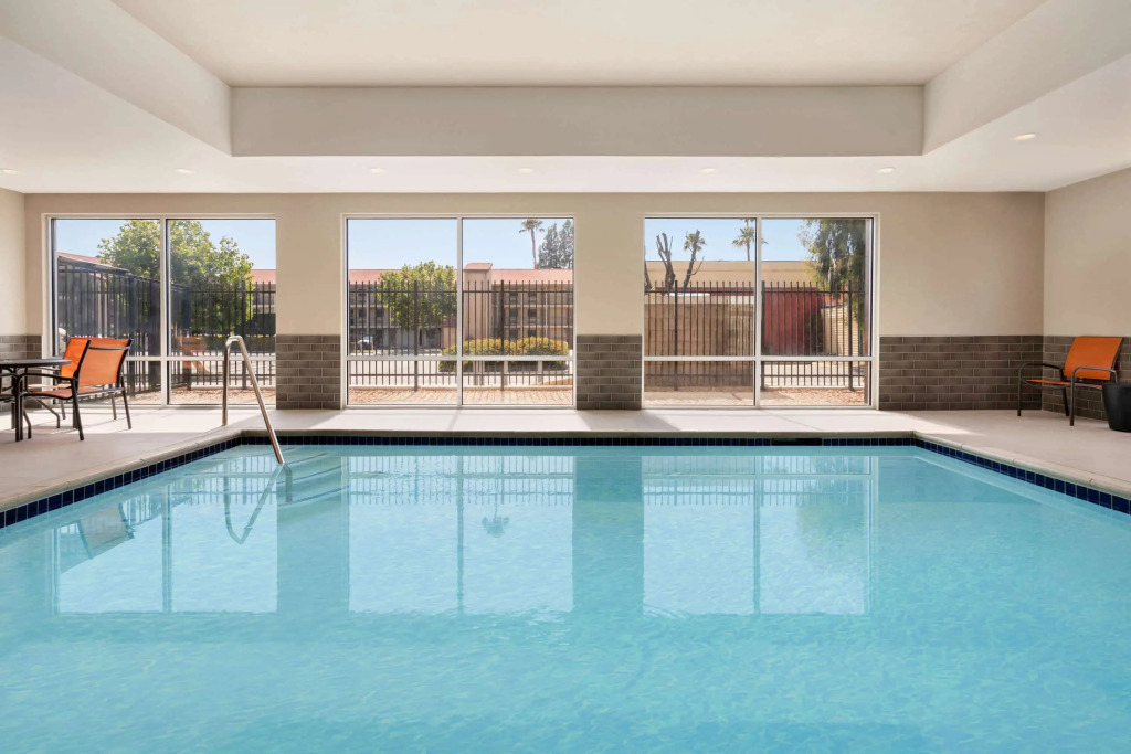 La Quinta Inn & Suites by Wyndham San Bernardino