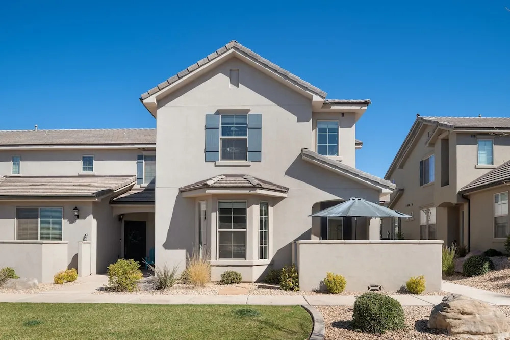 Haven In The Sand 4 Bedroom Townhouse