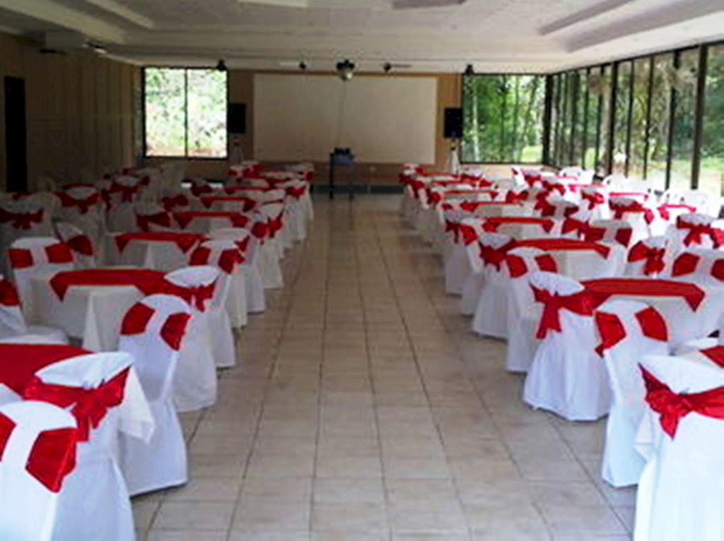 Ara Ambigua Lodge