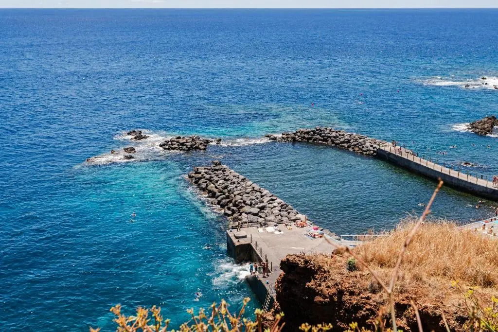 Reis Magos II by An Island Apart