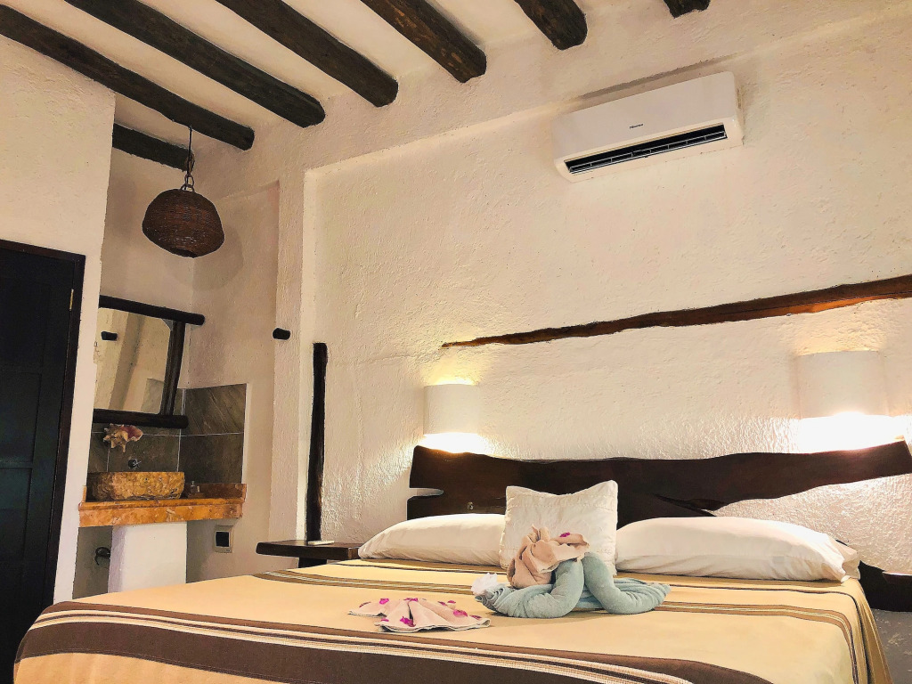 Beachfront Hotel La Palapa
