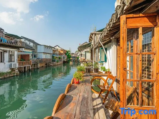 Corner Inn (Zhujiajiao Ancient Town)