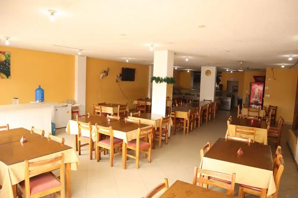 Hotel Atacames Inn