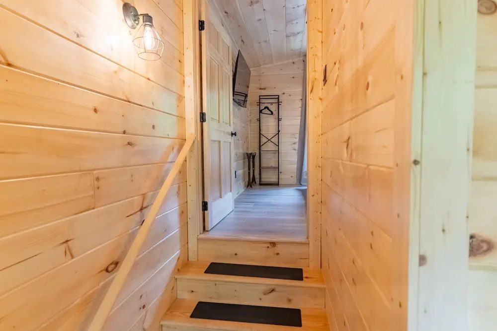 2 Brand New Cabins for Family Retreat