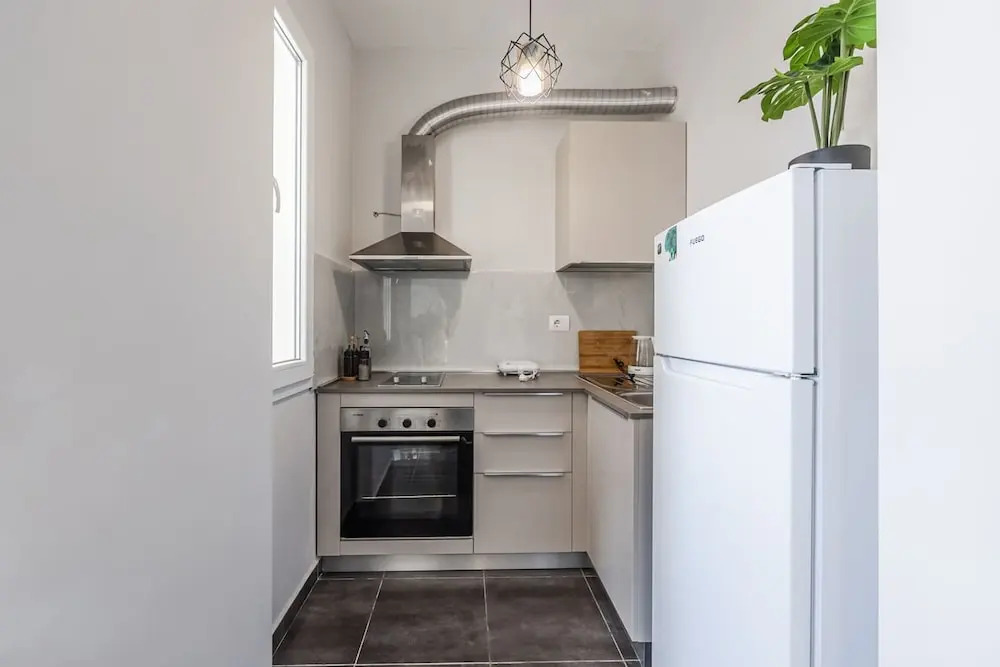 The Seabreeze Apartment 1BR in Gjiri i Lal zit