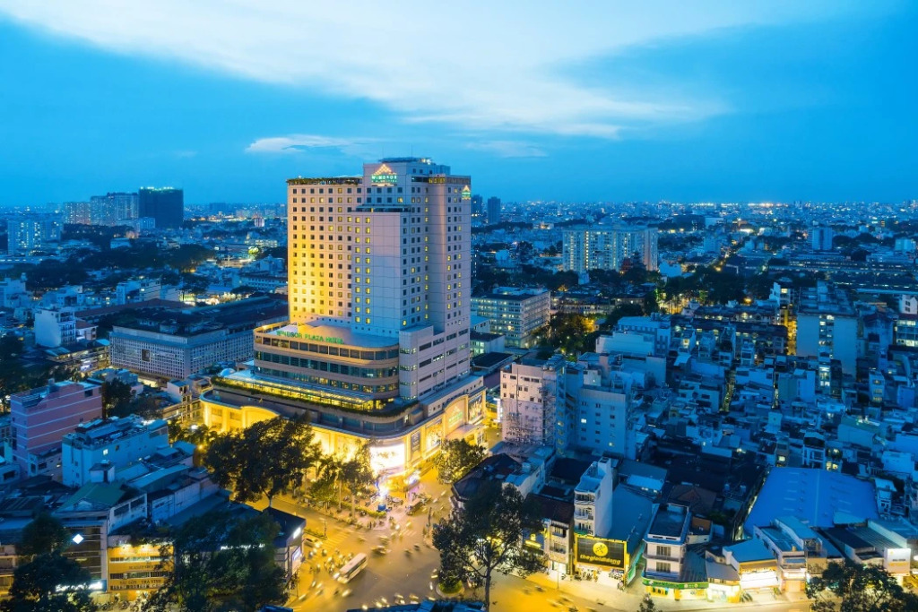 Windsor Plaza Hotel