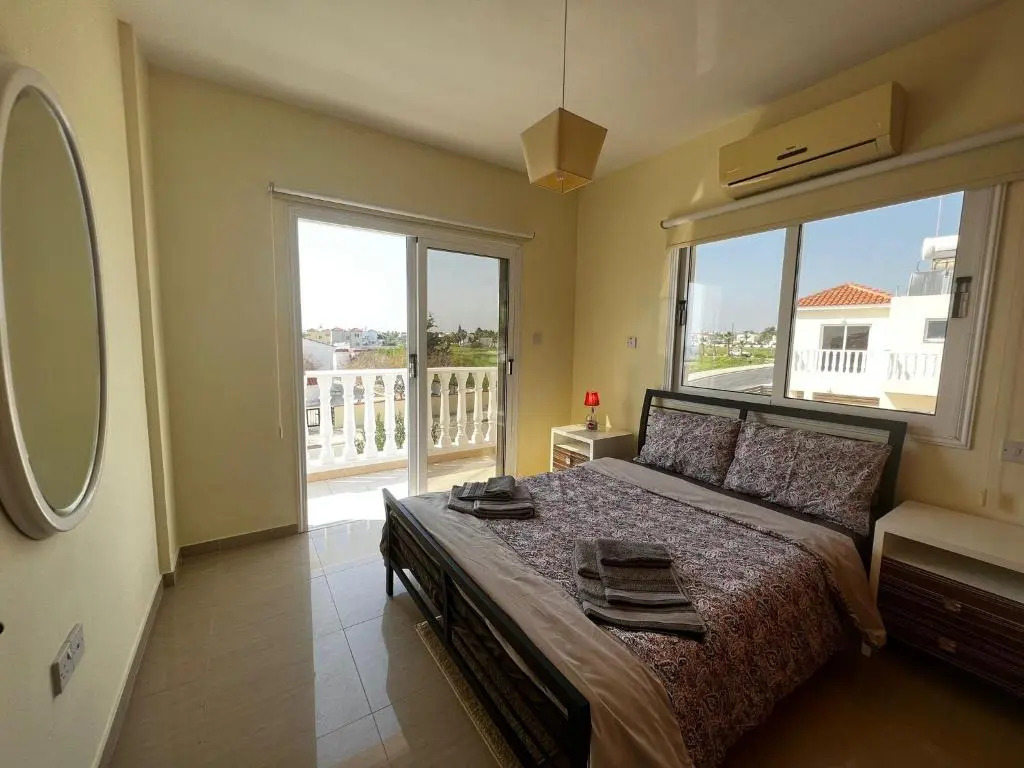 Sunrise Villa 11 in Ayia Thekla