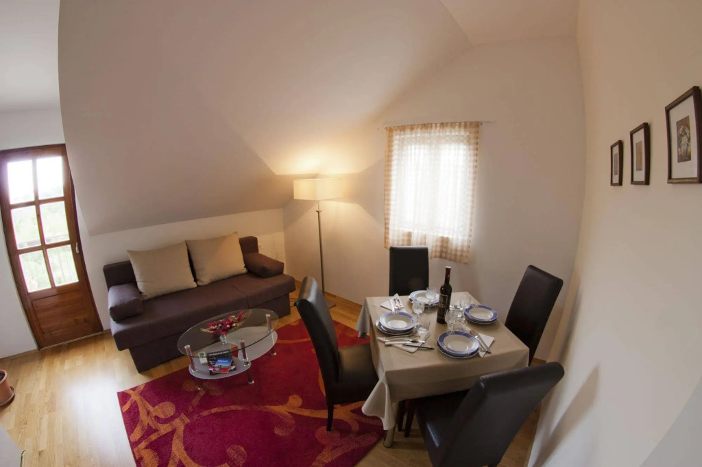 Green Park Apartments