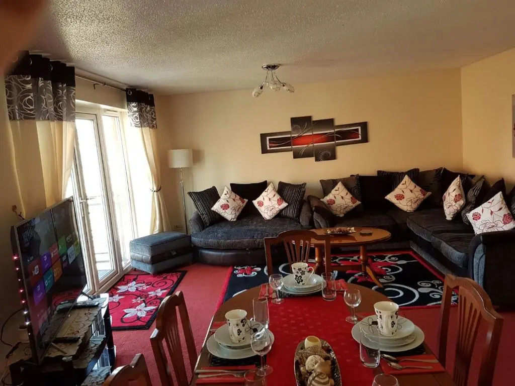 Edinburgh City Deluxe Apartment