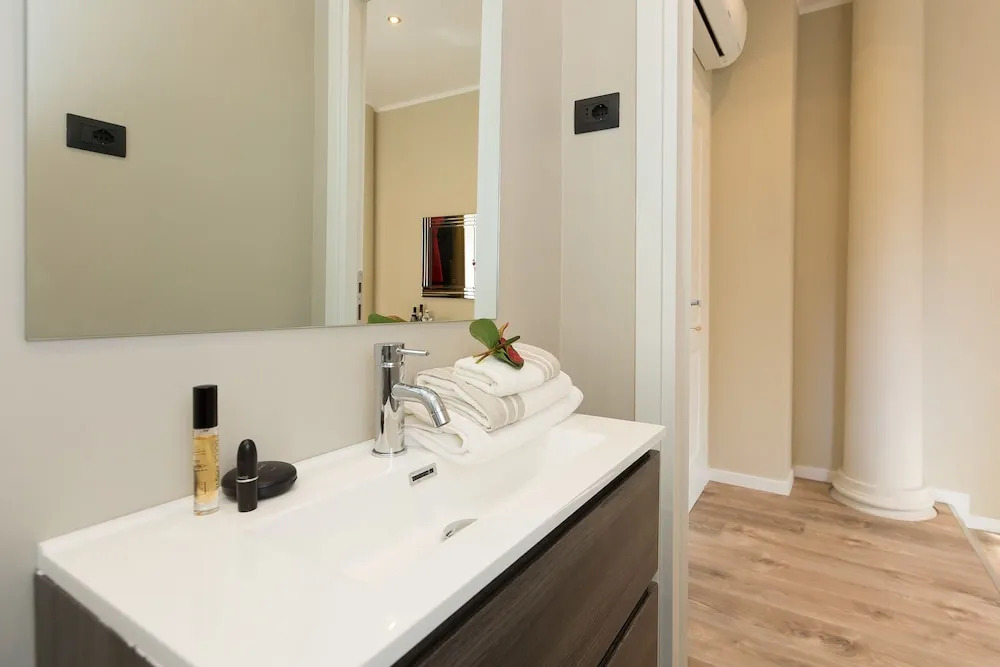 126 Gracchi Suites