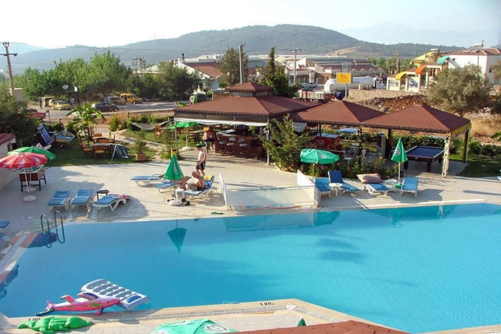 Ant Apart Hotel