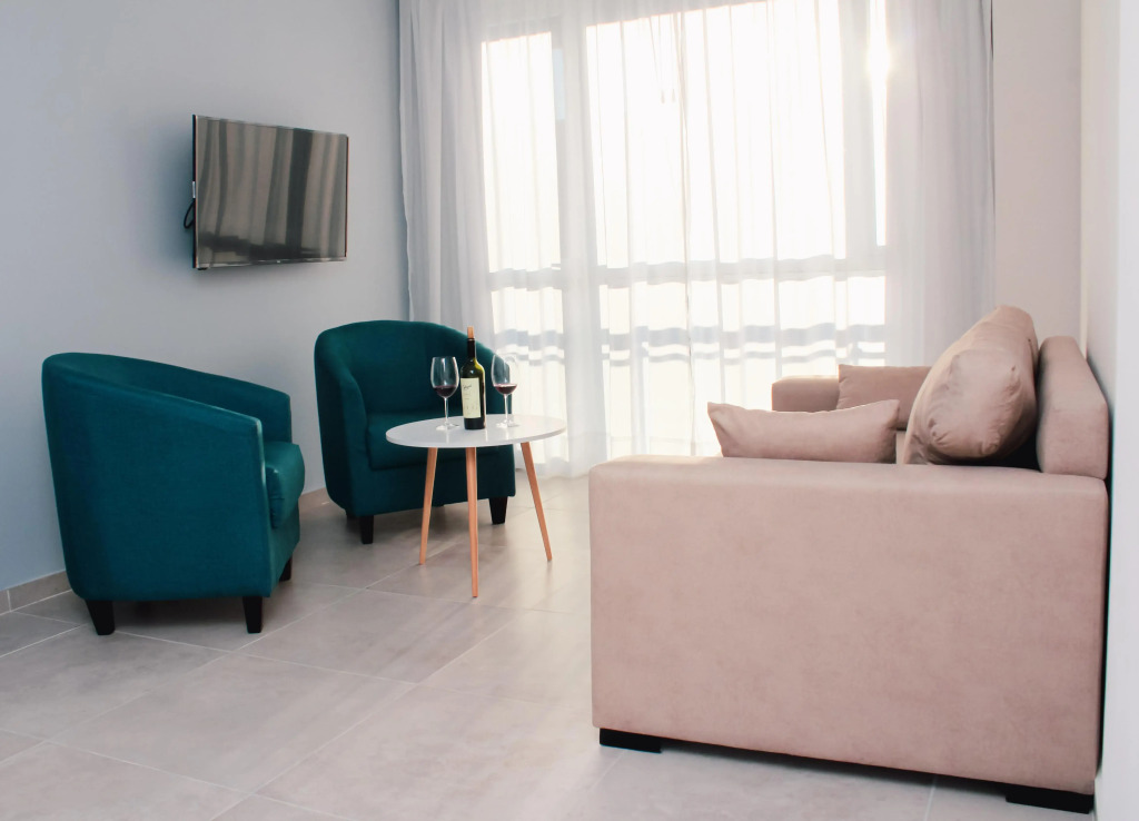 Ramada Residences by Wyndham Puerto Madryn CQ Mitre